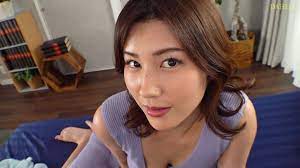 僕の事を大好きな姉が昔と変わらずオナニーサポートしてくれた。 美乃すずめ